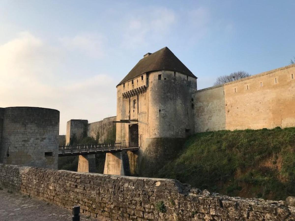 Logis Hotel Du Chateau Caen Luaran gambar