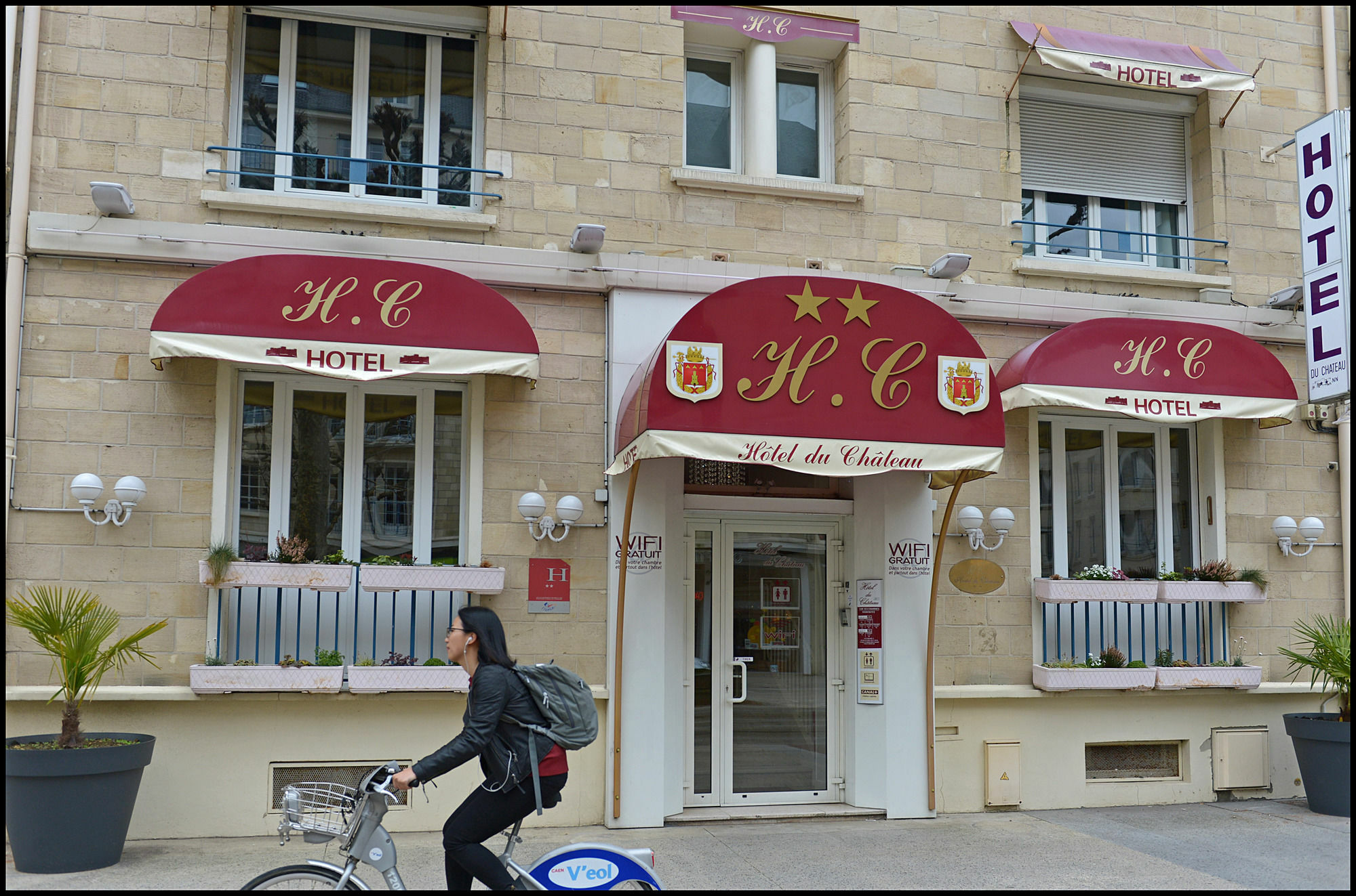 Logis Hotel Du Chateau Caen Luaran gambar